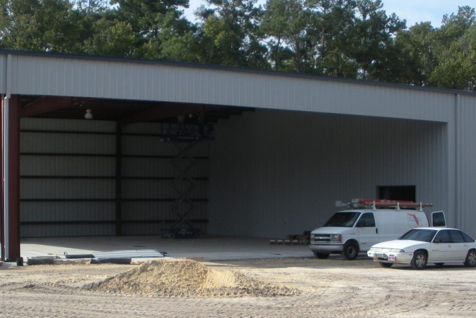 Steel building with Jack Beam over 2 bays